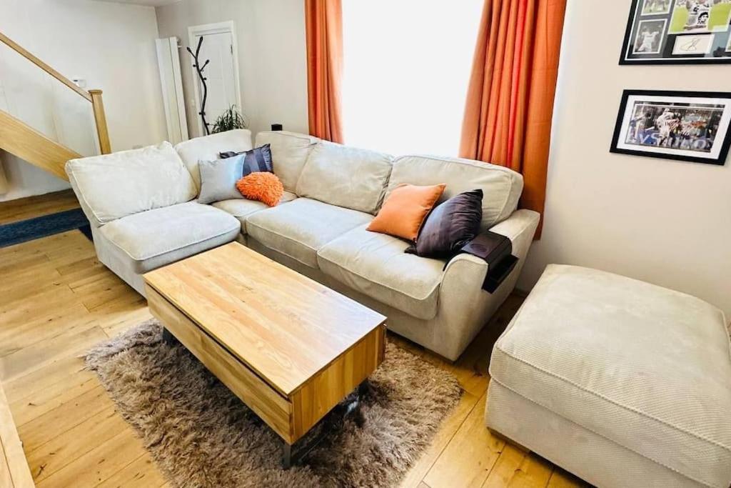 Stunning 3 Bed House Sleeps6 Villa Nottingham Esterno foto