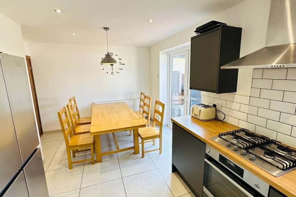 Stunning 3 Bed House Sleeps6 Villa Nottingham Esterno foto